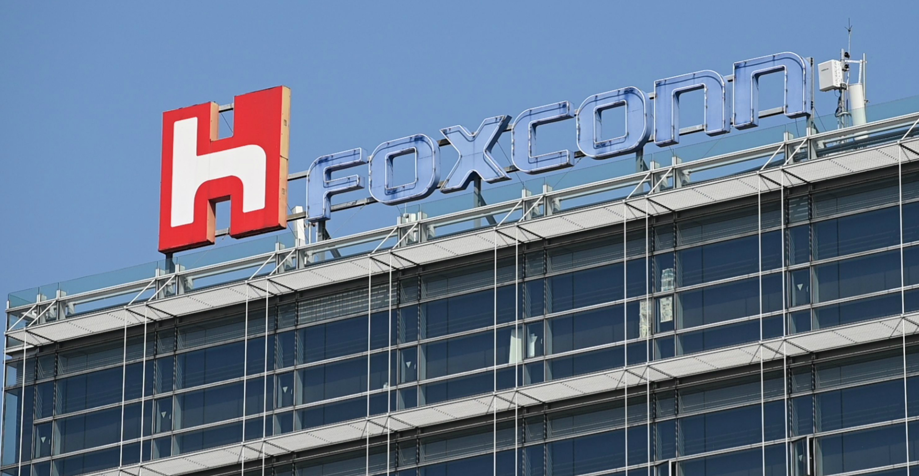 foxconn-vows-to-meet-production-obligations-amid-virus-outbreak