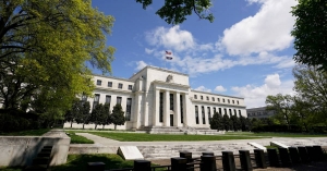 Fiscal Dominance and Negative Rates Risk