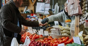Poland Economy to Surpass U.K., France