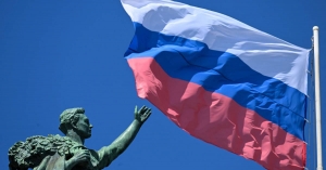 In Russia, Chinese workers have privilege to protest