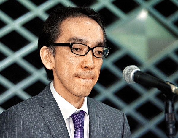 佐村河内氏裁判で再注目 真の作曲者 新垣氏の胸中 2016年10月8日 エキサイトニュース