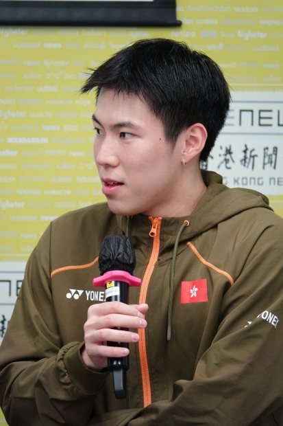 香港羽毛球運動員李卓耀表示，會以金牌為目標，全力以赴打好比賽。