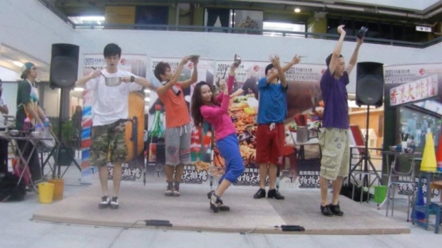 2011年社區文化大使《拍拍大排檔》演出照