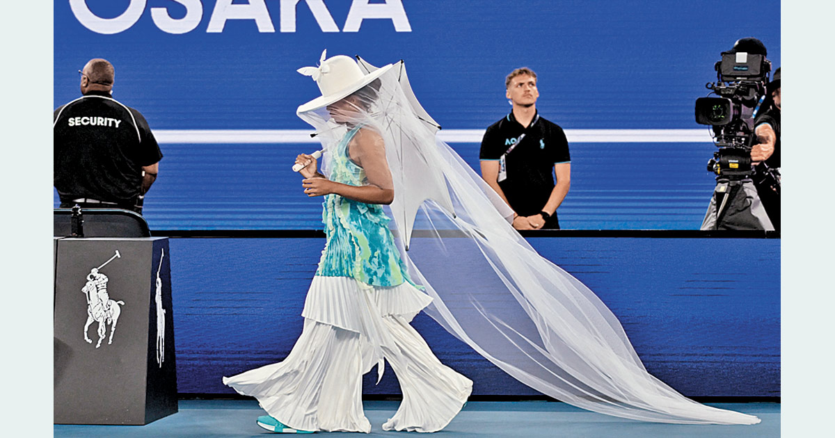 大阪直美澳洲網賽「水母裝」驚艷現身但稱「來啊」惹爭議首圈即退賽