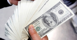 弱美元得寵 「海湖莊園」傳說成真