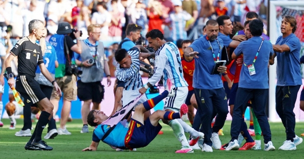 FIFAح�o��ί�T���{�鰢��͢��f����T�Qِ���nͻ��չʾ���Z