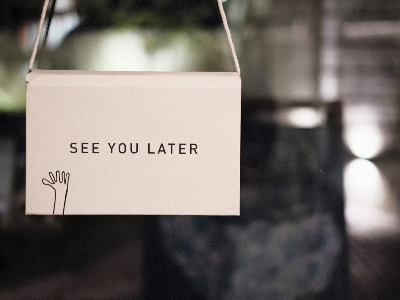 信報教育 珍惜每次告別 展望每個明天