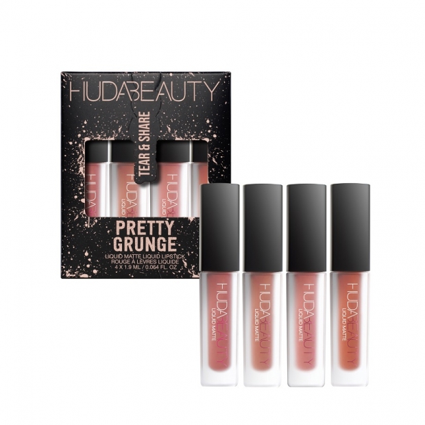 HUDA BEAUTY Pretty Grunge Lip Quad︰Liquid Matte唇膏 Bombshell、Sweet Talker、Maverick、Rebel︰聖誕佳節少不了派對聚會，這款標誌性液體唇膏具有超強8小時持妝效果，今季還新增兩種新色調，輕輕一抹已成為亮點所在。